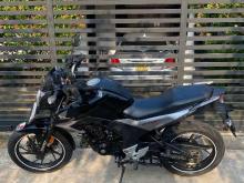 https://riyasewana.com/uploads/honda-cb-hornet-7125376234.jpg