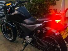 https://riyasewana.com/uploads/honda-cb-hornet-7125376776.jpg