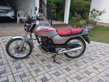 https://riyasewana.com/uploads/honda-cb125-151143594951.jpg