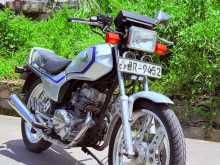 Honda CB 125 2000 Motorbike
