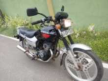 Honda CB 125 2005 Motorbike