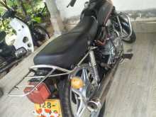 Honda CB 125 2000 Motorbike