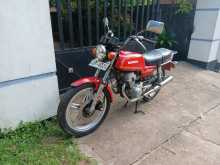 Honda CB 125 2009 Motorbike