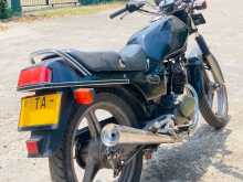 https://riyasewana.com/uploads/honda-cb125-super-2121102113903.jpg