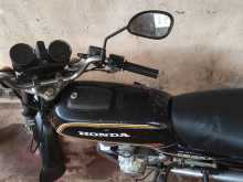 https://riyasewana.com/uploads/honda-cb125-t-1215231713183.jpg