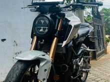 Honda CB 125r 2022 Motorbike