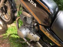 https://riyasewana.com/uploads/honda-cb125t-11329361306345.jpg