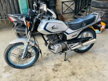 Honda CB125T 2006 Motorbike