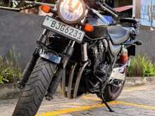 Honda CB400 2016 Motorbike