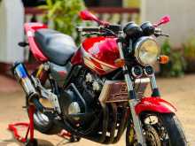 Honda CB400 V-tec 3 2010 Motorbike