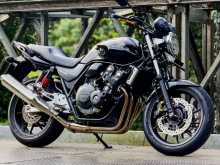 Honda Cb400 2020 Motorbike
