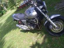 Honda CB400 1999 Motorbike