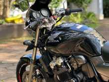 Honda Cb400 2000 Motorbike