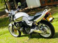 https://riyasewana.com/uploads/honda-cb400-revo-311460013513.jpg