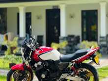 Honda CB400 Spec 3 2010 Motorbike