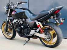 https://riyasewana.com/uploads/honda-cb400-spec-2119242113881.jpg