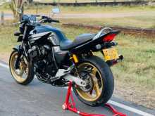 https://riyasewana.com/uploads/honda-cb400-spec-220331813302.jpg