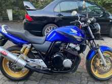 https://riyasewana.com/uploads/honda-cb400-spec-32050054472.jpg