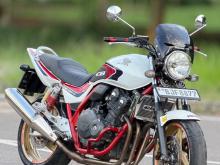 Honda CB400 Limited Edition 2023 Motorbike