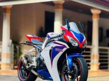 Honda Cbr 1000 2011 Motorbike