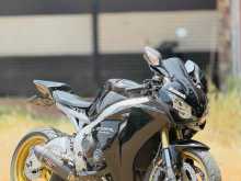 https://riyasewana.com/uploads/honda-cbr-1000-3012403122563.jpg