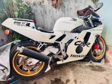 Honda Cbr 1998 Motorbike