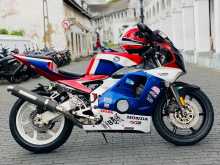 Honda CBR 2015 Motorbike