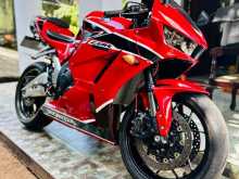 Honda CBR 2015 Motorbike