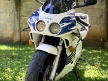 https://riyasewana.com/uploads/honda-cbr-21737206404.jpg