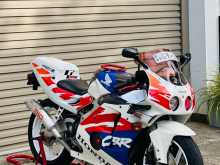 Honda CBR 1998 Motorbike