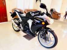 Honda CBR 2015 Motorbike