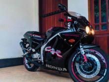 https://riyasewana.com/uploads/honda-cbr-250-1116543224013.jpg