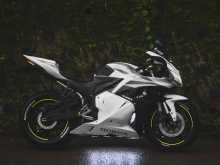 https://riyasewana.com/uploads/honda-cbr-250-130385522862.jpg