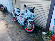 Honda CBR 250 2002 Motorbike