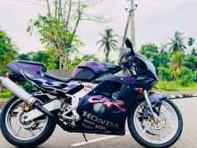 https://riyasewana.com/uploads/honda-cbr-250-20554401113.jpg