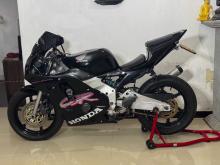 Honda Cbr 250 Mc22 2008 Motorbike