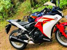 Honda CBR 250 2013 Motorbike