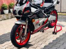 Honda Cbr 250 Gullarm 2013 Motorbike