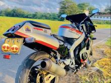 https://riyasewana.com/uploads/honda-cbr-250-2610030224482.jpg