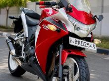 Honda CBR 250 2013 Motorbike