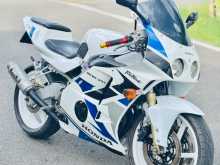 Honda CBR 250 Mc22 Gullarm 2008 Motorbike