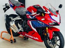 Honda CBR 250 RR 2025 Motorbike