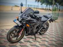 Honda CBR 250cc 2014 Motorbike