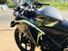 https://riyasewana.com/uploads/honda-cbr-250r-2616013322593.jpg