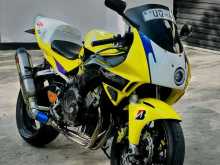 https://riyasewana.com/uploads/honda-cbr-250rr-14834344812.jpg