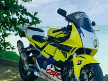 https://riyasewana.com/uploads/honda-cbr-250rr-14835446075.jpg
