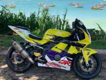https://riyasewana.com/uploads/honda-cbr-250rr-251719024252.jpg
