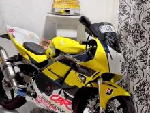 https://riyasewana.com/uploads/honda-cbr-250rr-251741296495.jpg