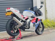 https://riyasewana.com/uploads/honda-cbr-2613274124063.jpg