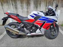 Honda CBR 300R 2015 Motorbike